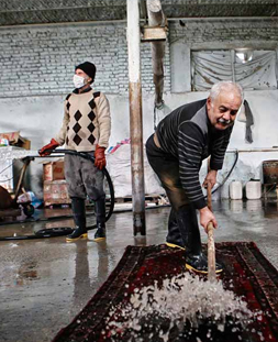 شستشوی سنتی قالی در قالیشویی رویان